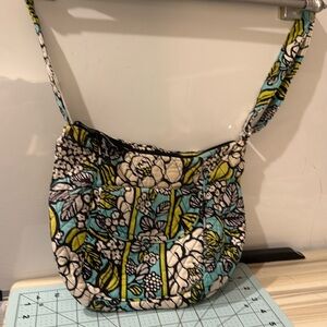 Vera Bradley Clare Cross Body Hand Bag‎ Island Blooms Green Blue Floral Pattern